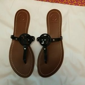 Tory Burch Gabriel Flat Thong veg leather